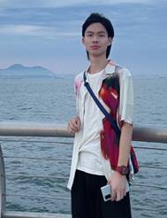 摄影部部长任梓铭.jpg